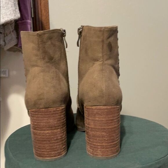 Report Studded Vegan Leather Boots - Picture 5 of 12
